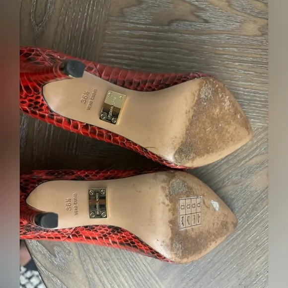 Michael Kors RED LEATHER HEELS