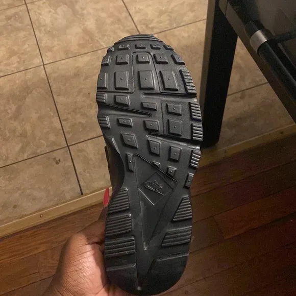 Nike Huaraches Black Never Worn
