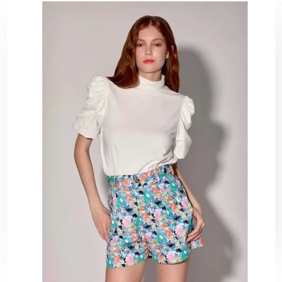 NWT Walter Baker Marcia Shorts in Fiesta Floral Sz M Medium